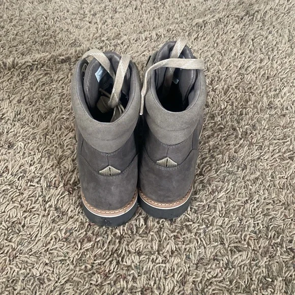 Women’s Chaco Boots - Picture 5 of 5